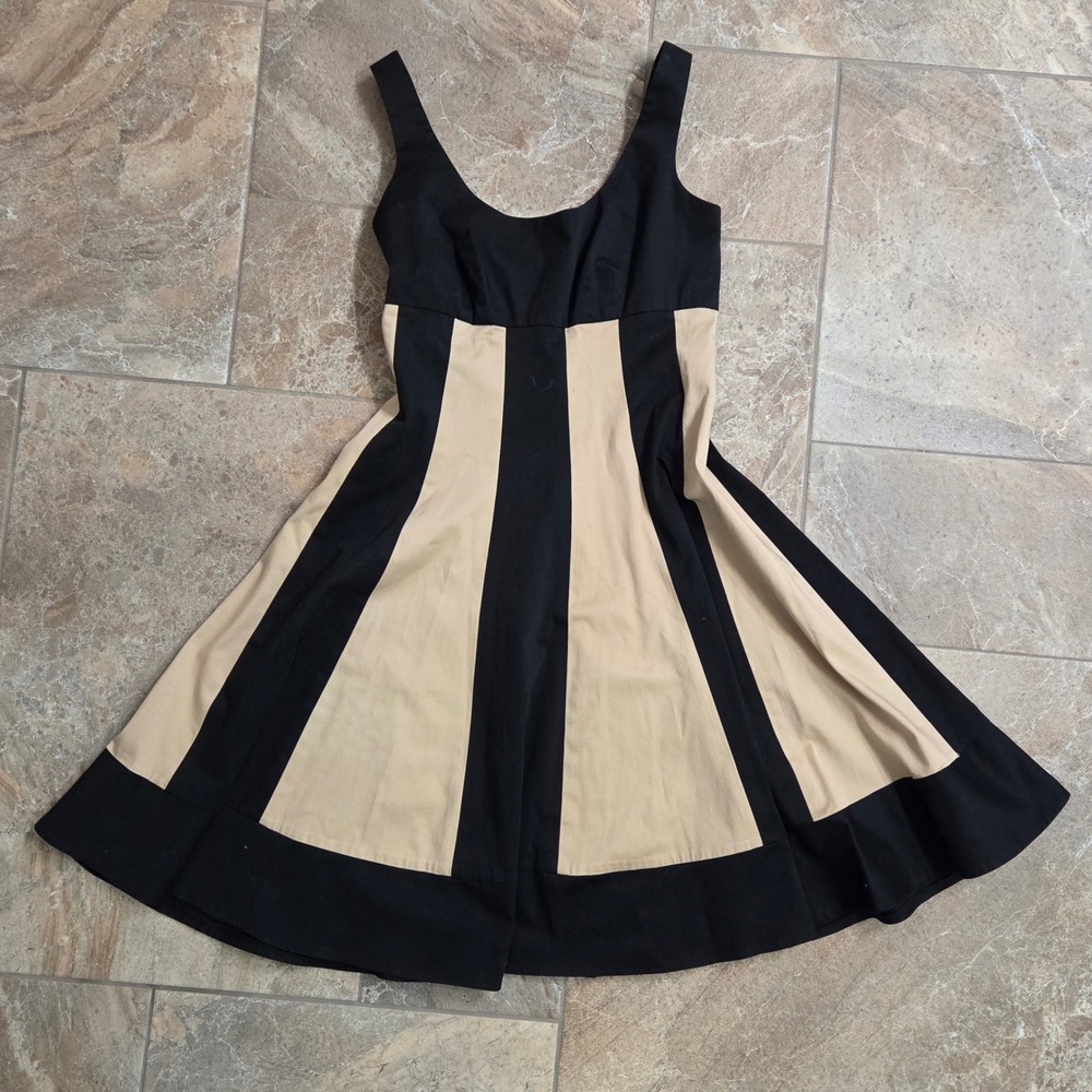 Maggy London Black & Beige Sleeveless Fit & Flare Dress Women's Size 4